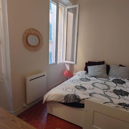 Appartement De Charme - Wifi - Centre Historique 土伦 外观 照片
