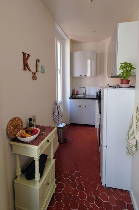 Appartement De Charme - Wifi - Centre Historique 土伦 外观 照片